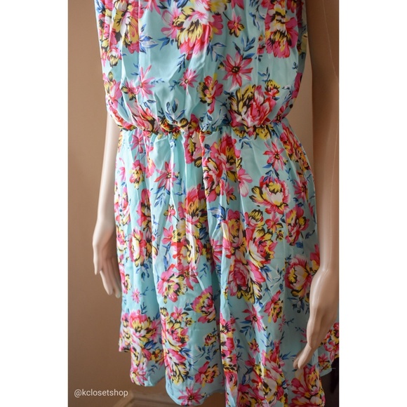 NWT | Floral Print and Pearl Mini Dress - Picture 4 of 8